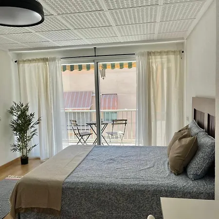 Habitación en casa particular Urban Coliving Alicante